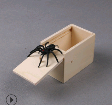 Prank Spider Wooden Scare Box